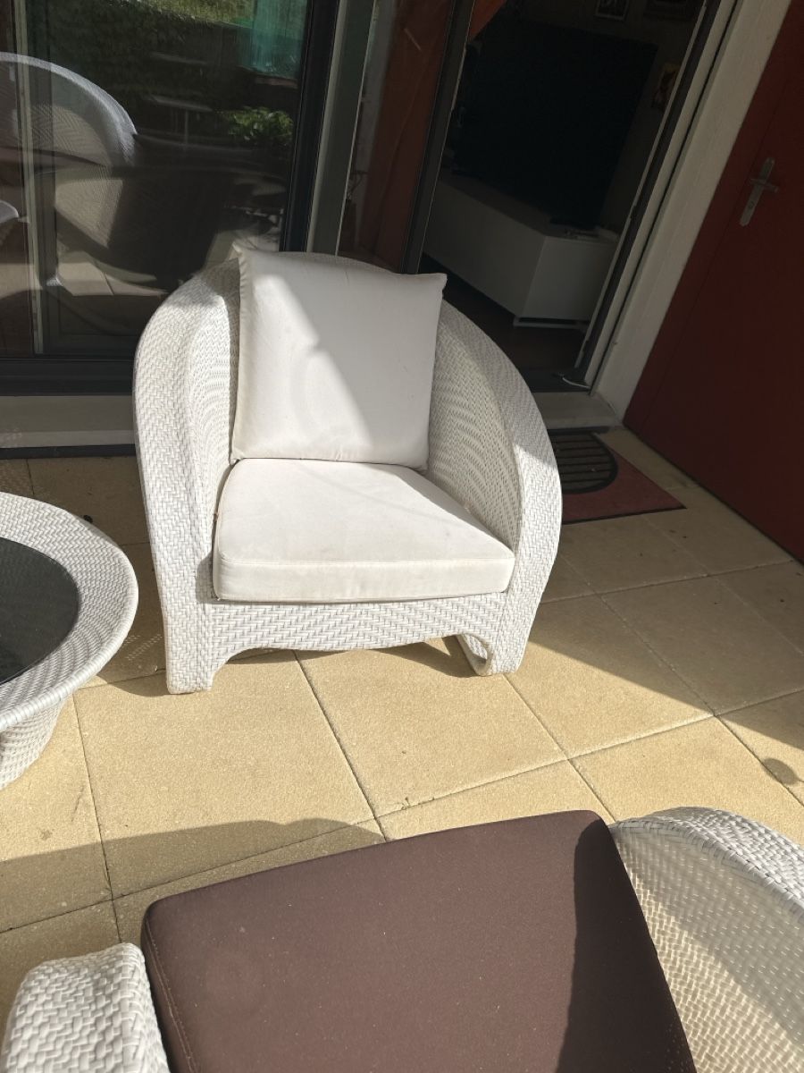 Sofas: Gartenmöbel – Gebraucht aus Köniz von Kiwi298 3
