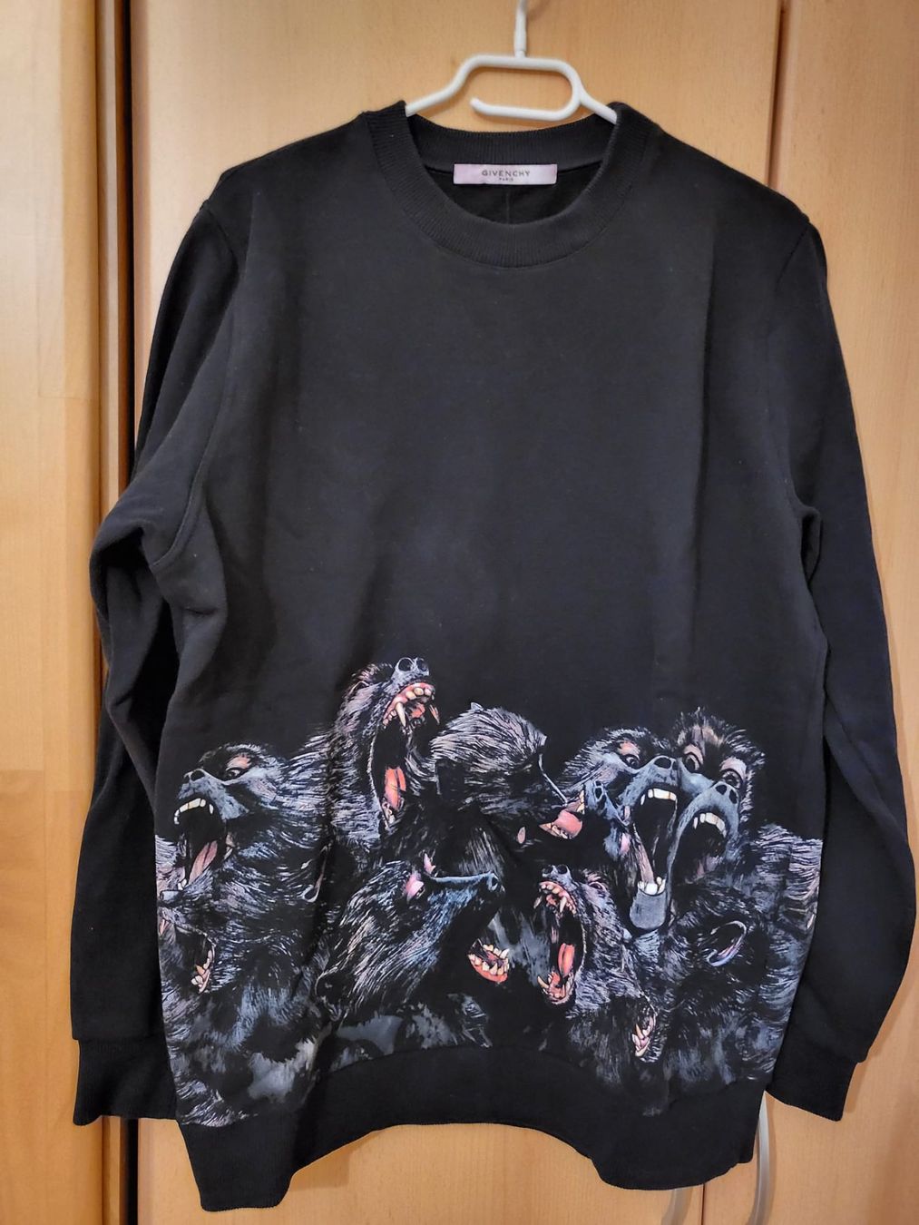 Givenchy Maglioni & Felpe: Givenchy Sweatshirt – Nuovo (secondo la descrizione) da Grenchen venduto da Lucifero17
