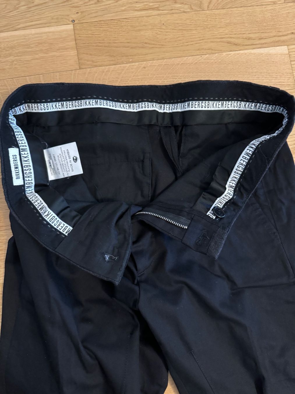 Pantaloni: Dirk Bikkembergs Chino hose – Nuovo (secondo la descrizione) da Zug venduto da pav_q5f7 3