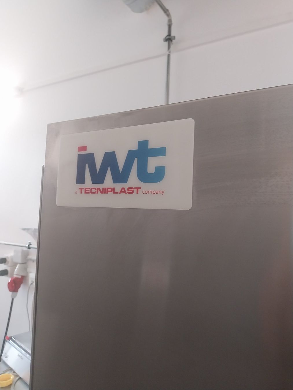 Toutes les machines: Laveur Easy 400 Tecniplast – D'occasion à Plan-les-Ouates par ecl_ds57 1