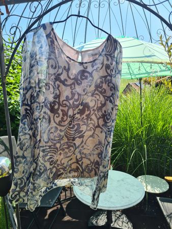 Tesini Bluse Damen Grösse 42 gemustert leicht transparent gu