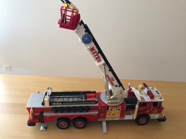 Modellautos: Modell Feuerwehrauto – Gebraucht aus Altbüron von zet_pnw5 7