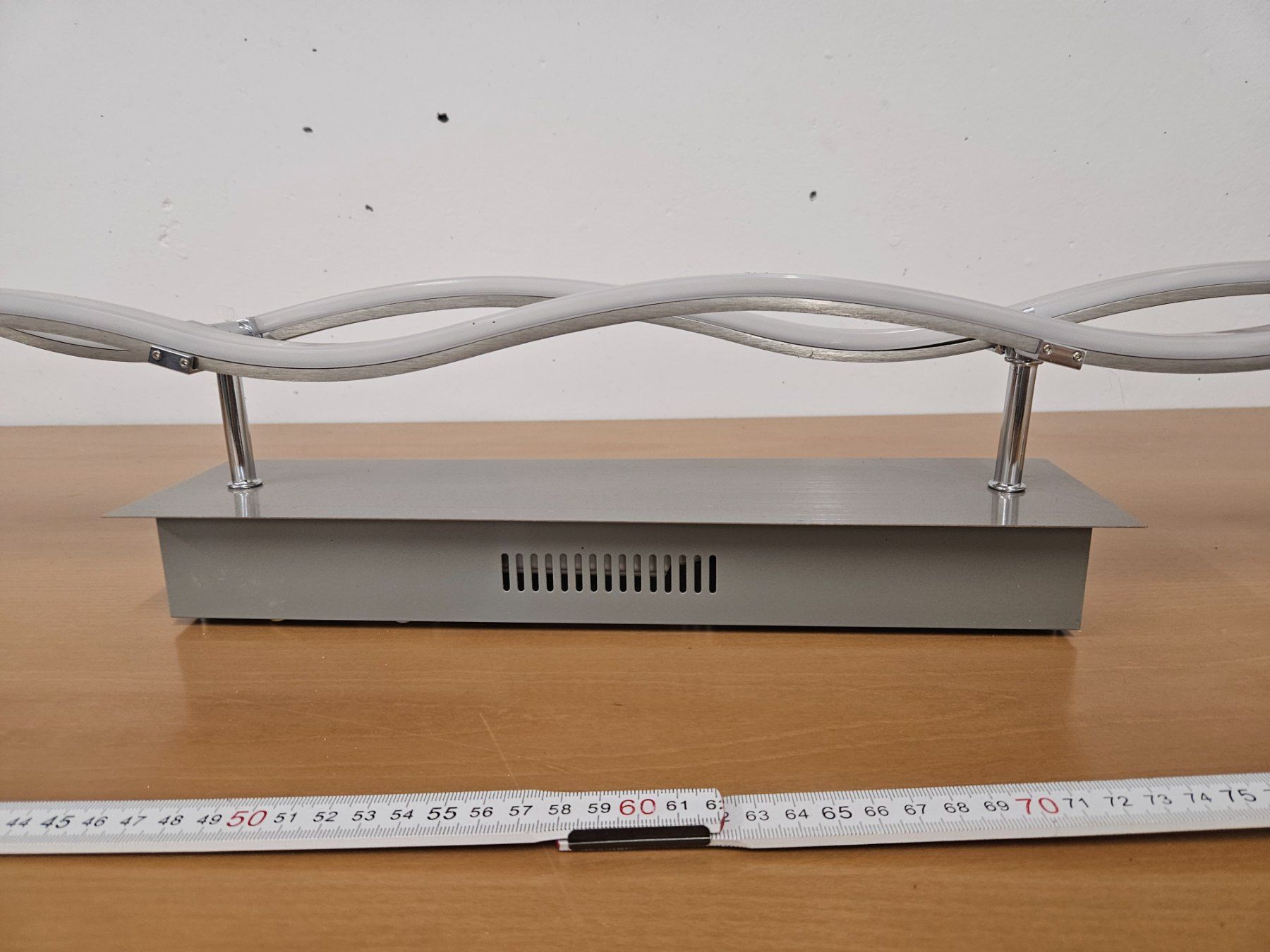 Kronleuchter & Deckenlampen: Moderne LED Deckenlampe Wellenform Chrom Designlampe 110cm – Gebraucht aus Neuendorf von Andreas0154 4