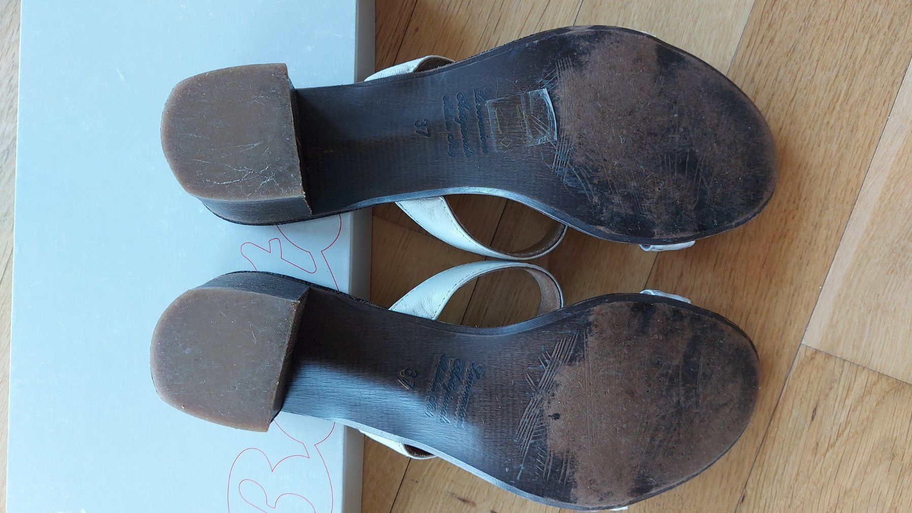 Scarpe da donna: Echtleder Sandaletten – Usato da Spiez venduto da Martebar 3