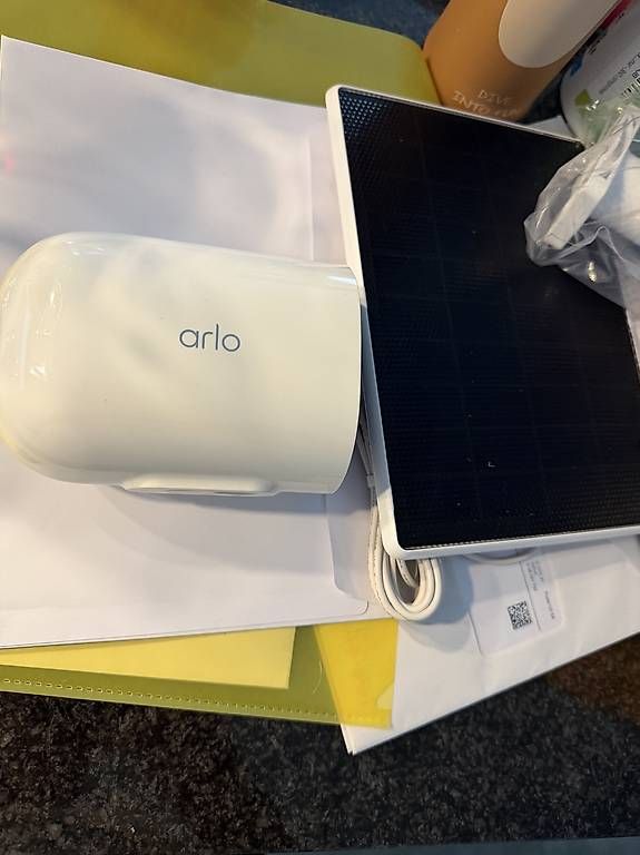 Arlo Camcorder: Vendo Arlo go 2 LTE – Gebraucht aus Lugaggia von Beppecap