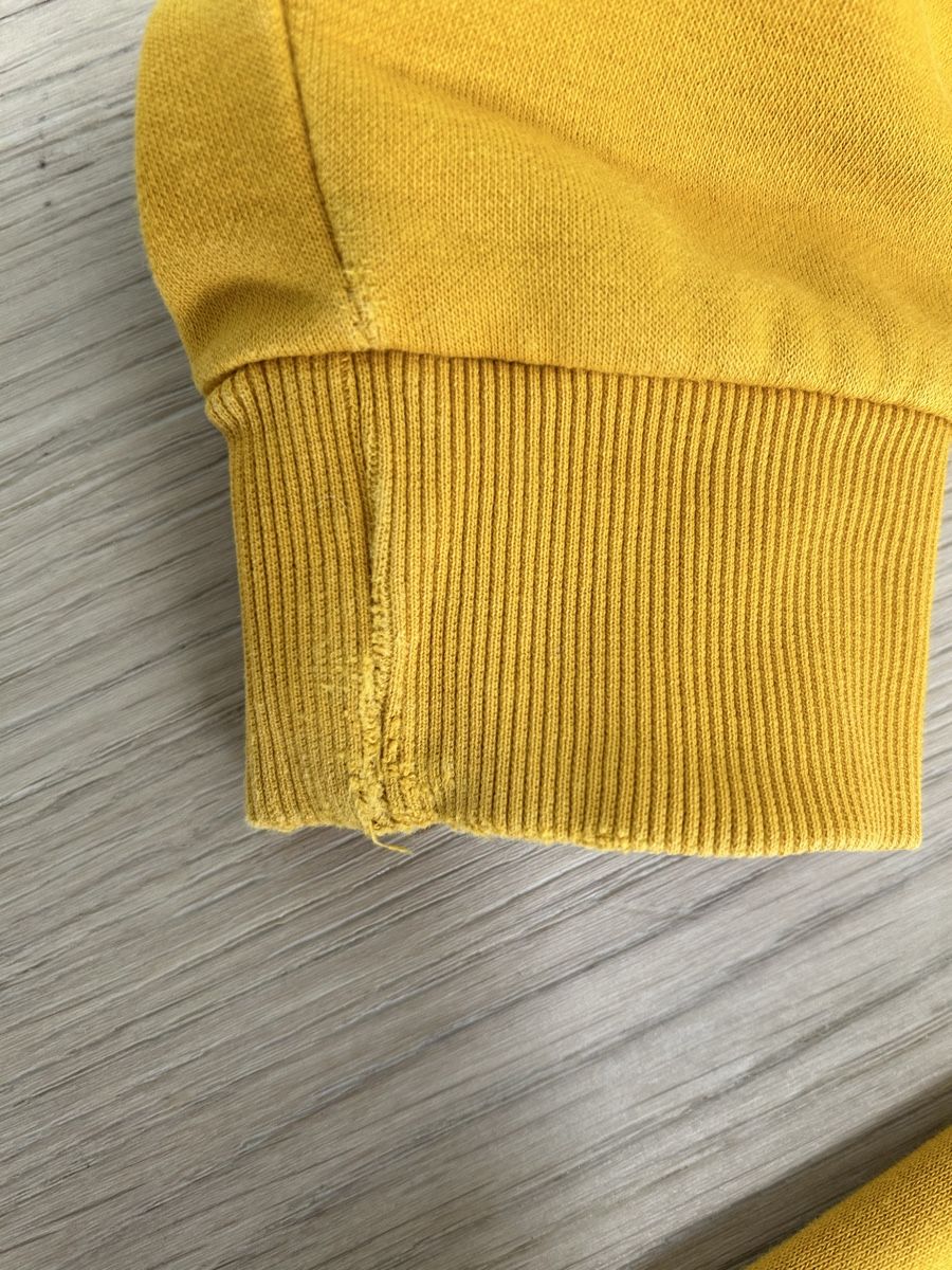 Maglioni & Felpe: Sweat à capuche moutarde CELIO / Taille S – Usato da Mont-sur-Lausanne venduto da Vinou6021 4