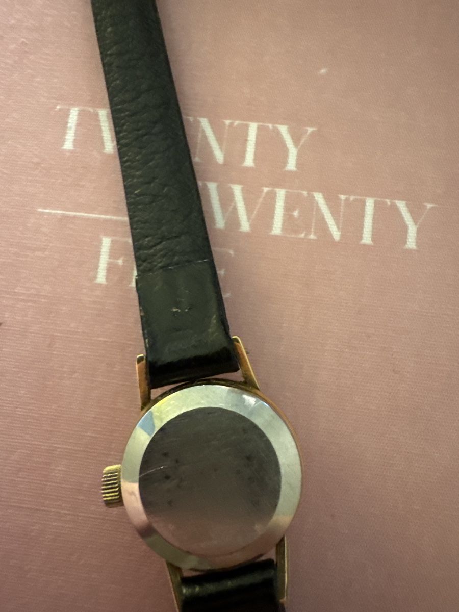 Tissot Orologi: Tissot Automatic Vintage Watch 1960s – Usato da Binningen venduto da Sophiescloset 2