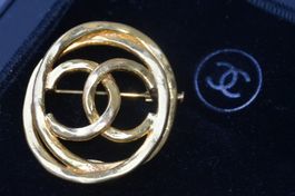 CHANEL Brosche / broche