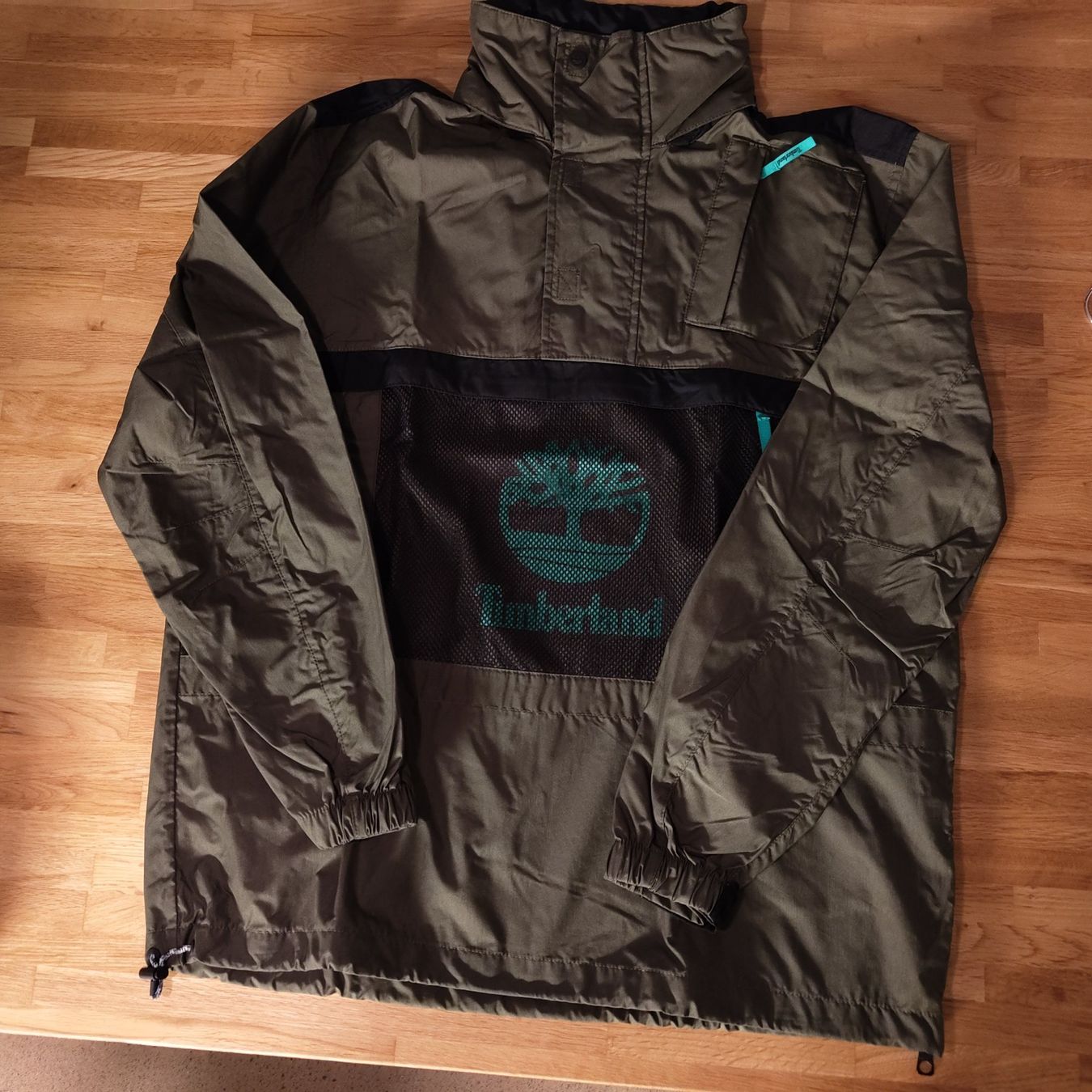 T-shirt: Timberland Windjacke NEU – Usato da Zürich venduto da RETRO_FEARLESS