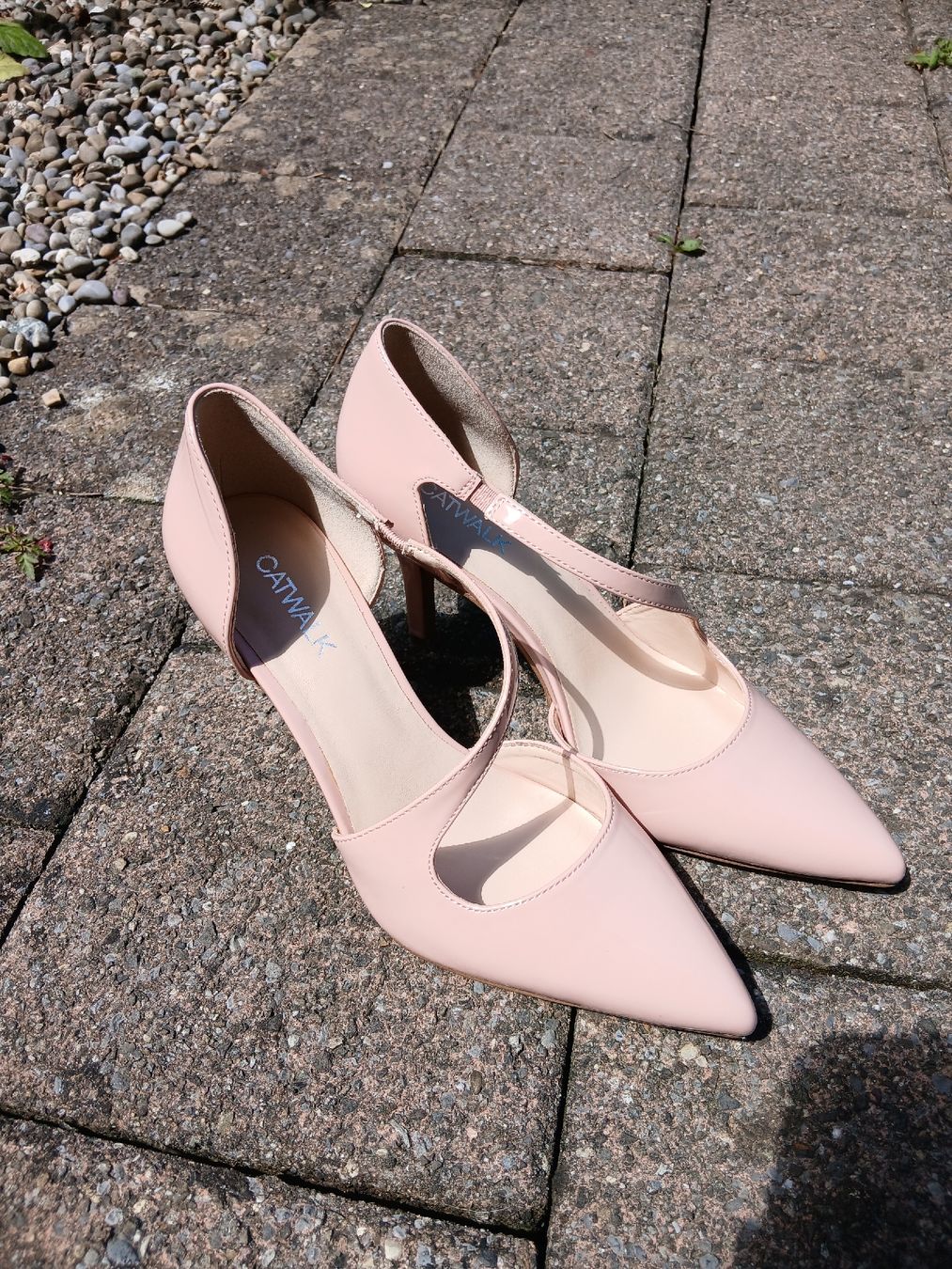 Scarpe da donna: High Heels Gr. 37 Nude-Rose NEU – Nuovo (secondo la descrizione) da Galgenen venduto da Liv_Steinauer_1 1