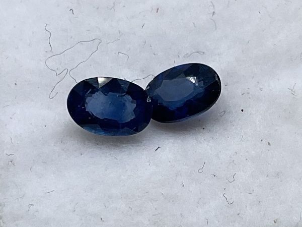 Pietre preziose: Saphire Paar 1.08 ct. zusammen – Nuovo (secondo la descrizione) da luzern venduto da Alpendorf1 1
