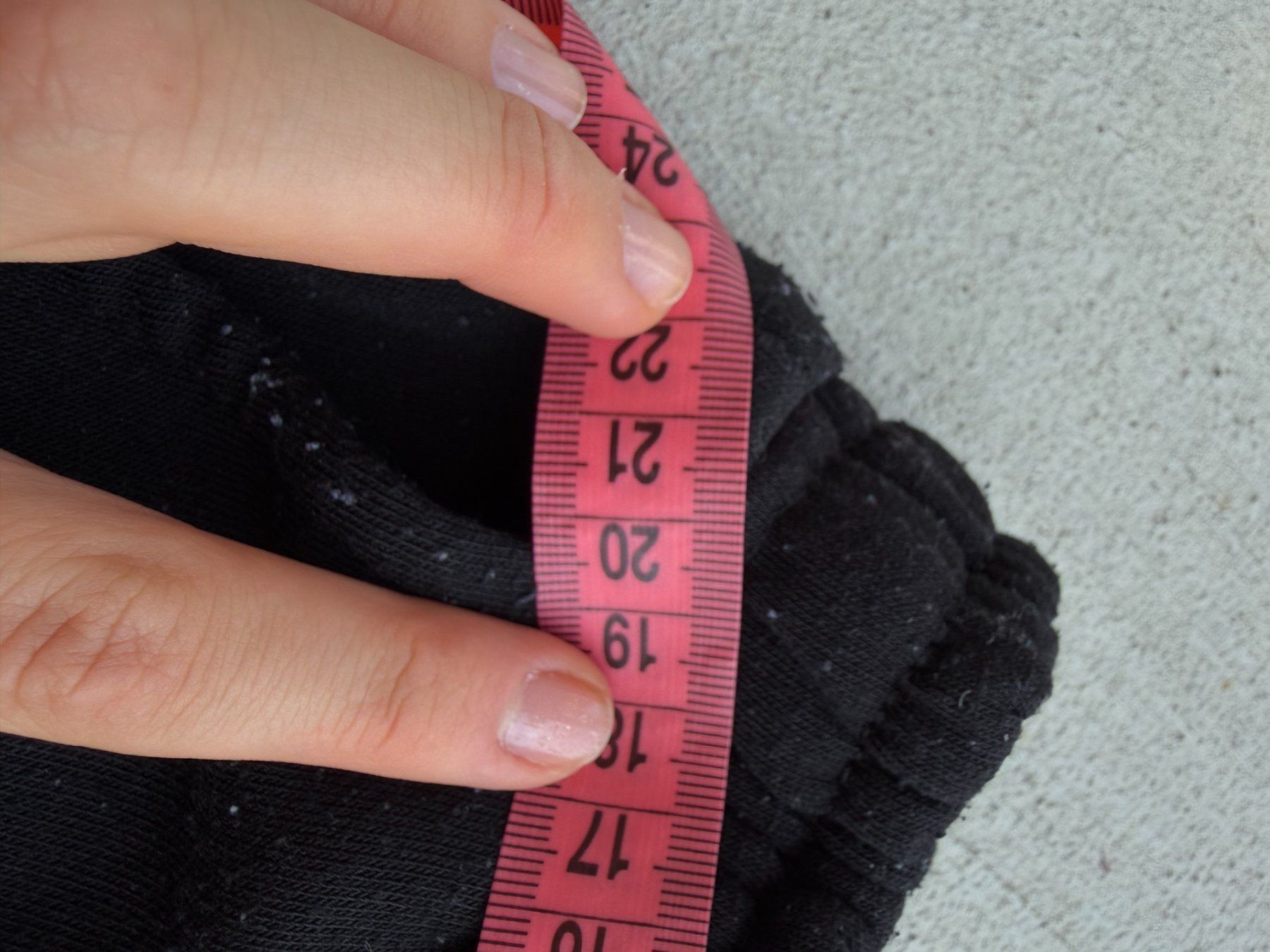Pantaloni: Jogginghose schwarz Pretty Boy Grösse 104 – Usato da Riehen venduto da edu_92w7 4