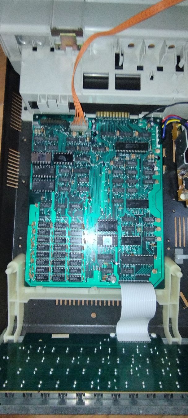 PCs: Sharp MZ-80-A – Défectueux à Domdidier par look80486 5
