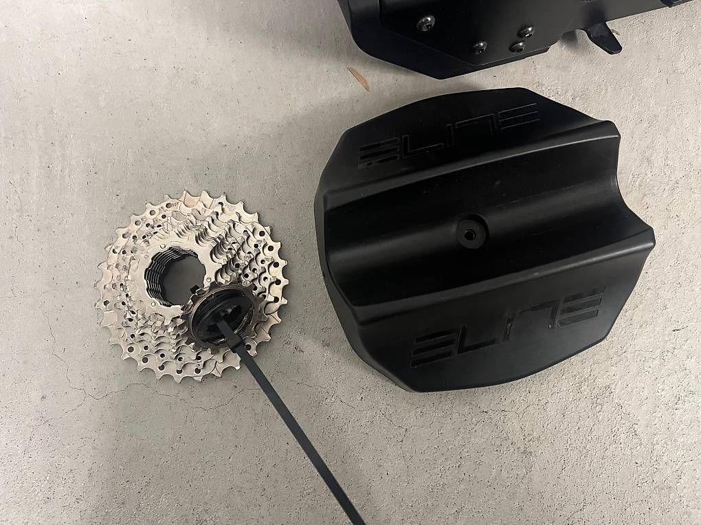 Hometrainer: Rollentrainer Elite Suito – Gebraucht aus Zürich von akkusativ 1