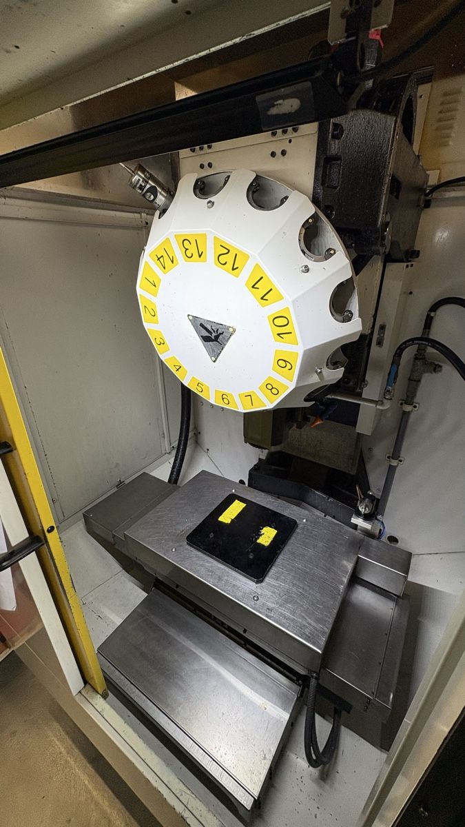 Fanuc Alle Maschinen: Fanuc Robodrill 14 outils – Gebraucht aus Estavayer-le-Lac von AMS_Concept