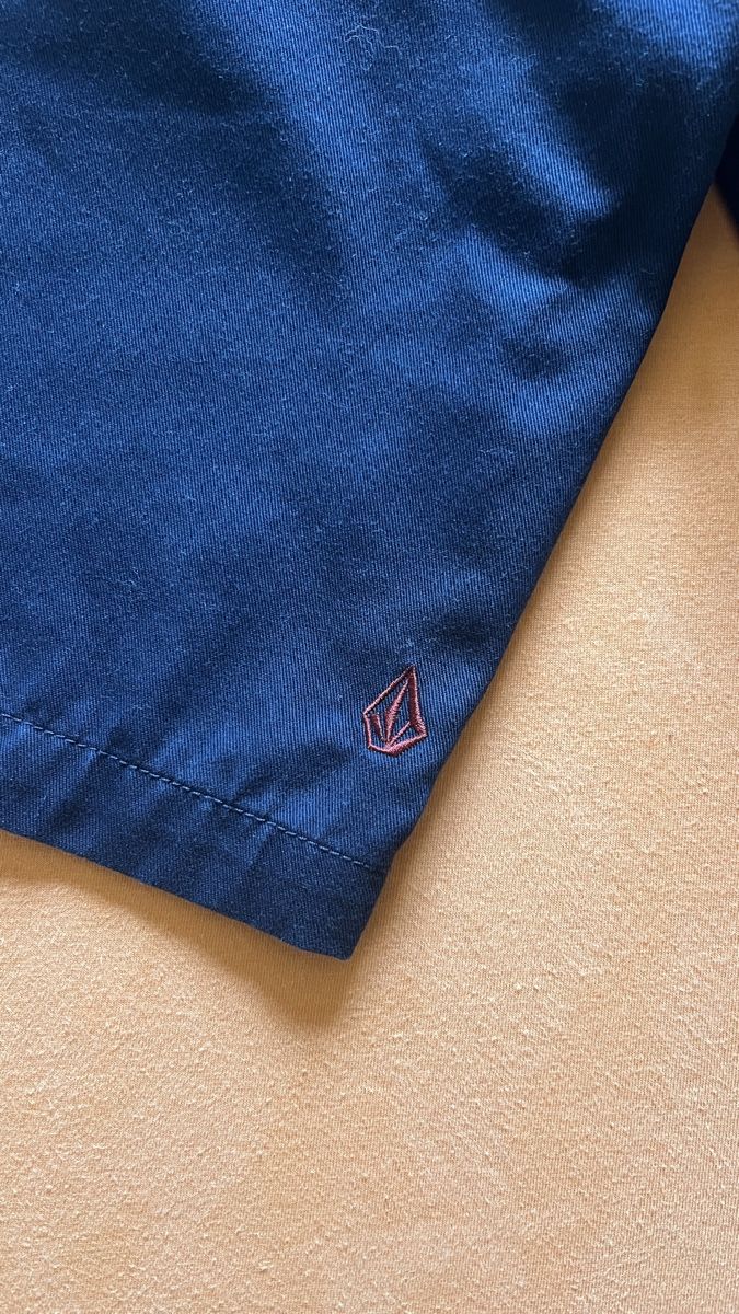 Volcom Pantalons: VOLCOM Chino Short – D'occasion à Conters par sammy29 4