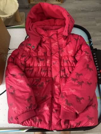 Winterjacke für Mädchen, Gr. 122, Pferde-Muster,