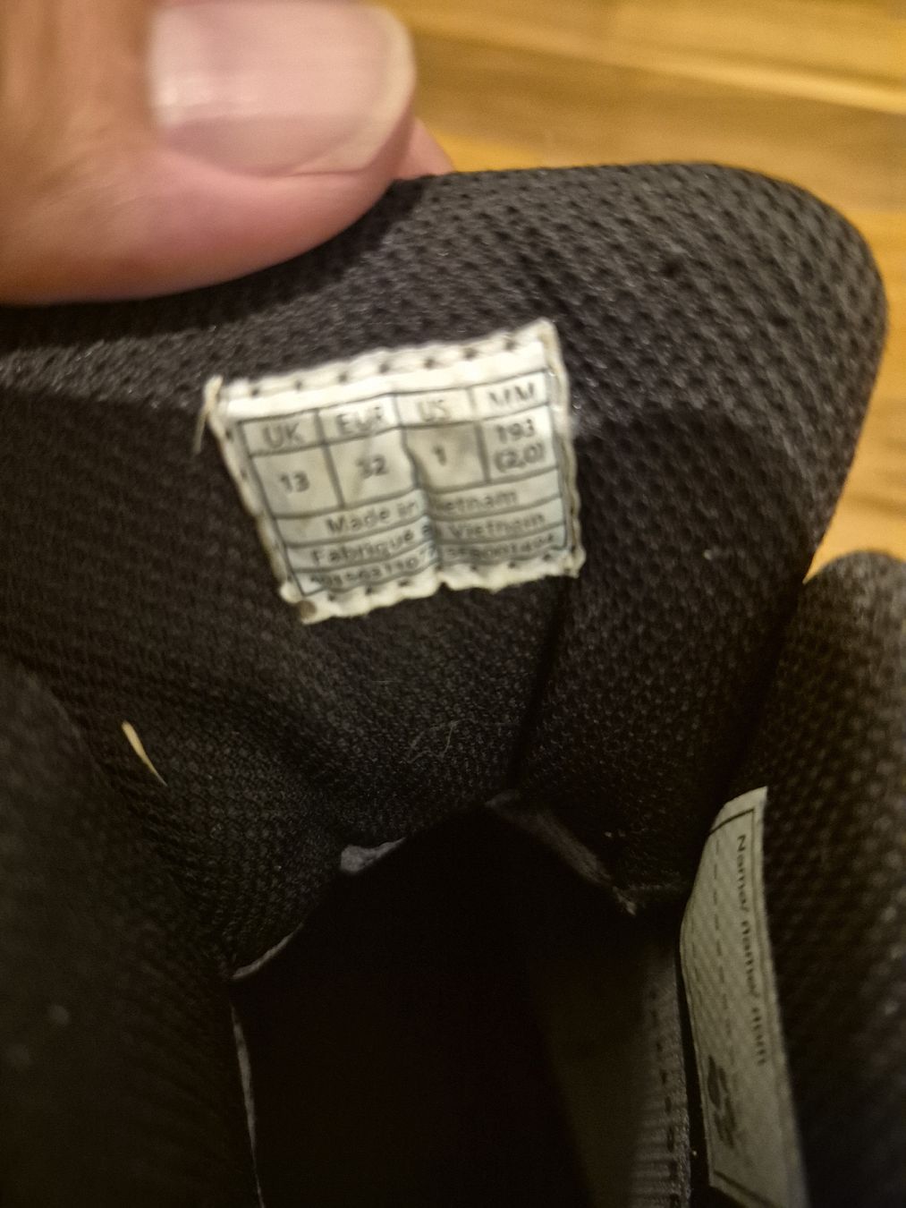 Scarpe da uomo: Wanderschuhe Jack Wolfskin Gr 32  – Usato da Villigen venduto da KaAn12 2