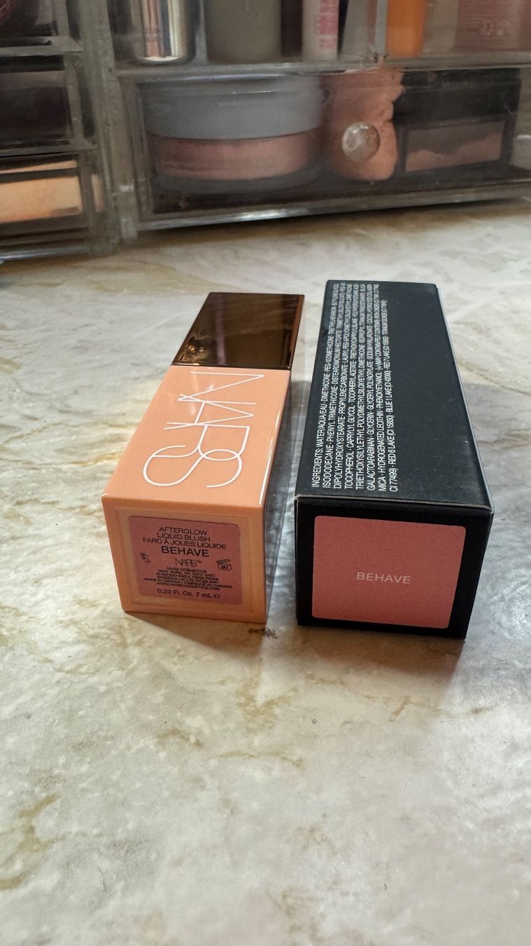 Nars Maquillage: NARS Afterglow Liquid Blush Behave, Rouge – Neuf (Voir description) à Kriessern par loolah 1
