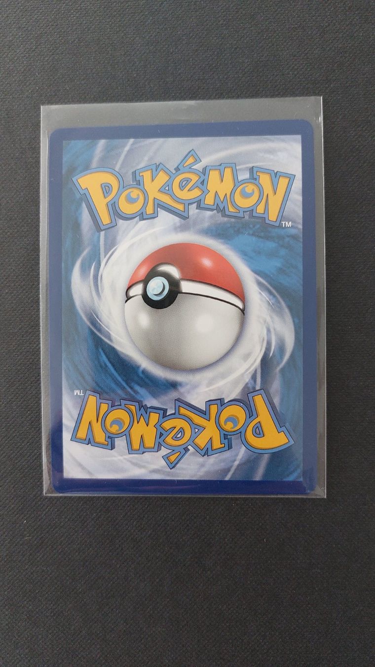 Pokémon Carte collezionabili: Greedent V Fullart Fusion Strike – Nuovo (secondo la descrizione) da Bellinzona venduto da Pagur 1