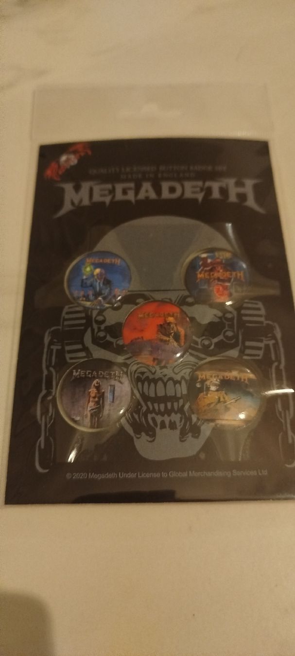 Plaketten & Abzeichen: 5 badges Megadeth - Hard rock, neuf – Neu und originalverpackt aus Genève von Octo-puces 2