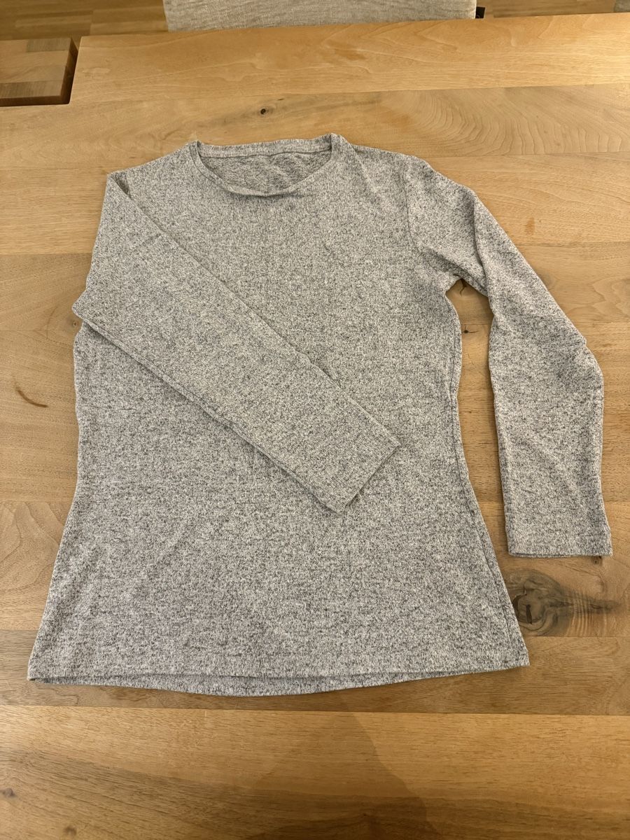 Blusen: Warm blouse – Gebraucht aus Adliswil von Marjin