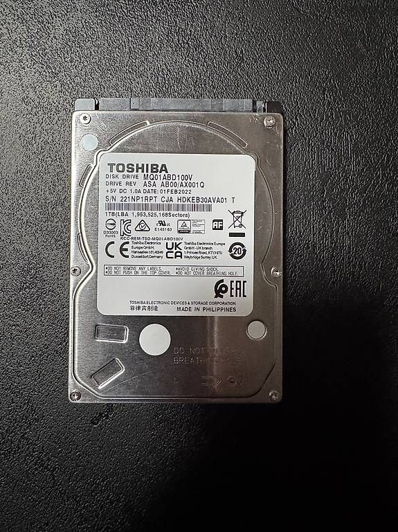 Dischi rigidi: Disque dur Toshiba 1To 2.5" – Usato da Monthey venduto da and_c5w8