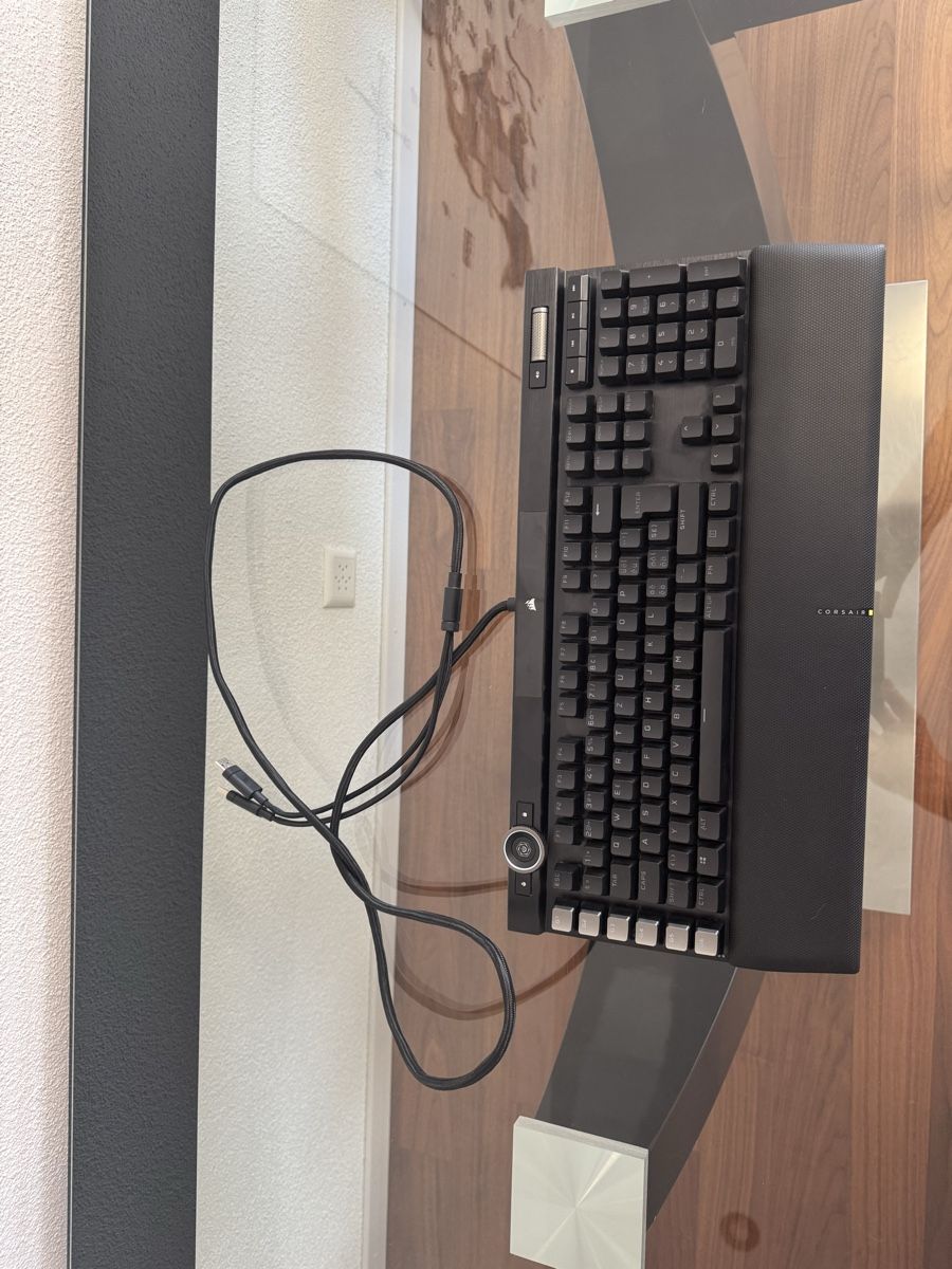 Logitech Tastiere: Corsair K100 RGB gemäss bilder – Usato da Wald ZH venduto da VSHarper2004 3