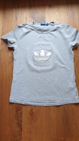 Adidas T-Shirt grau, Grösse 42