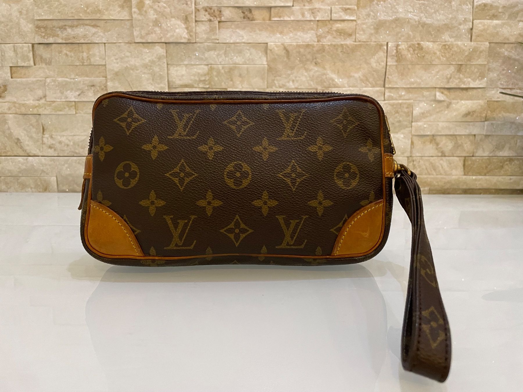 Louis Vuitton Custodie per cosmetici: Louis Vuitton Clutch / Necessaire - Nr. 98 – Usato da Hittnau venduto da LuxAndMore 1