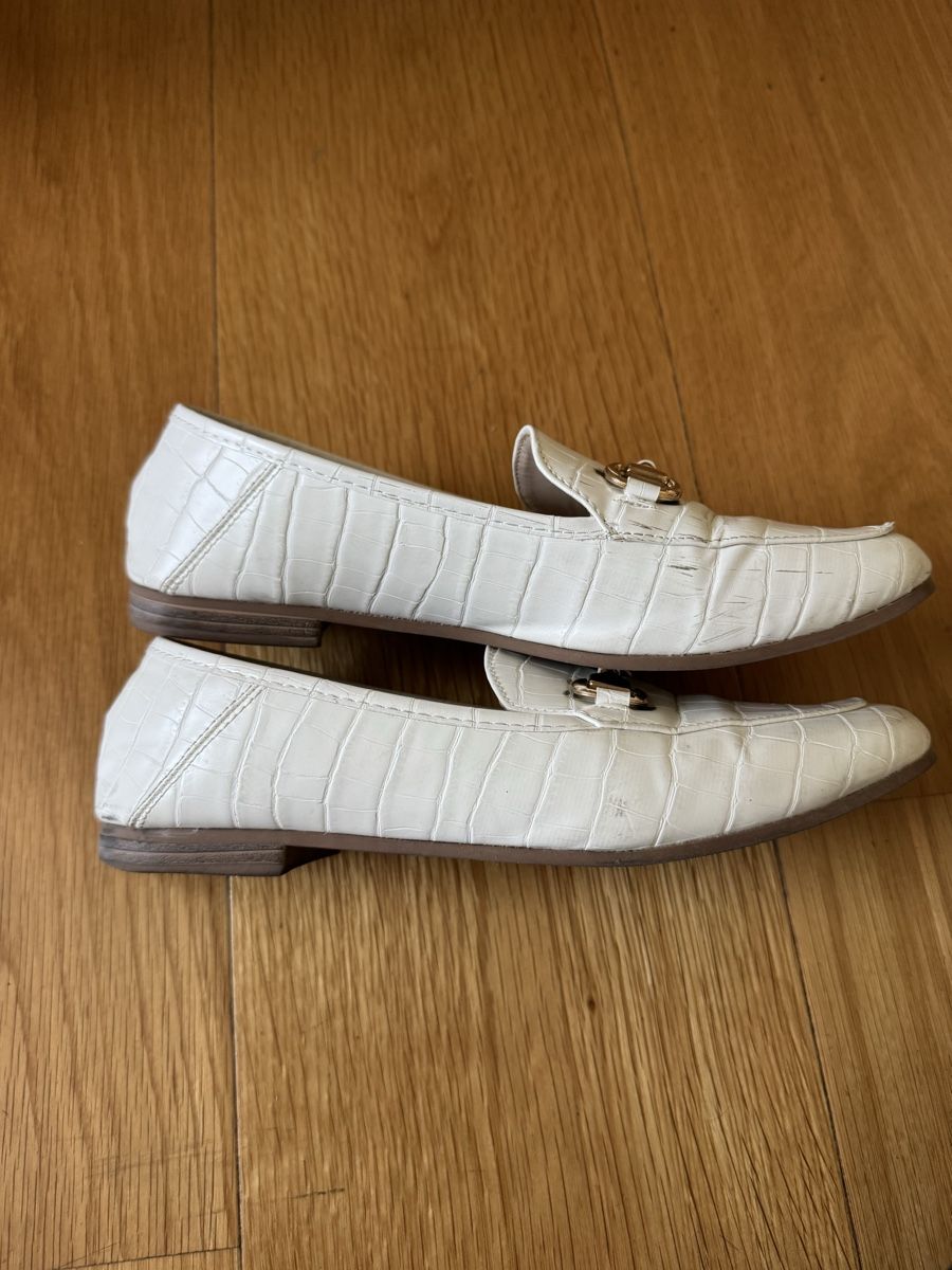 Scarpe da donna: Mocassini bianchi – Usato da Horgen venduto da kat_lmb9 1