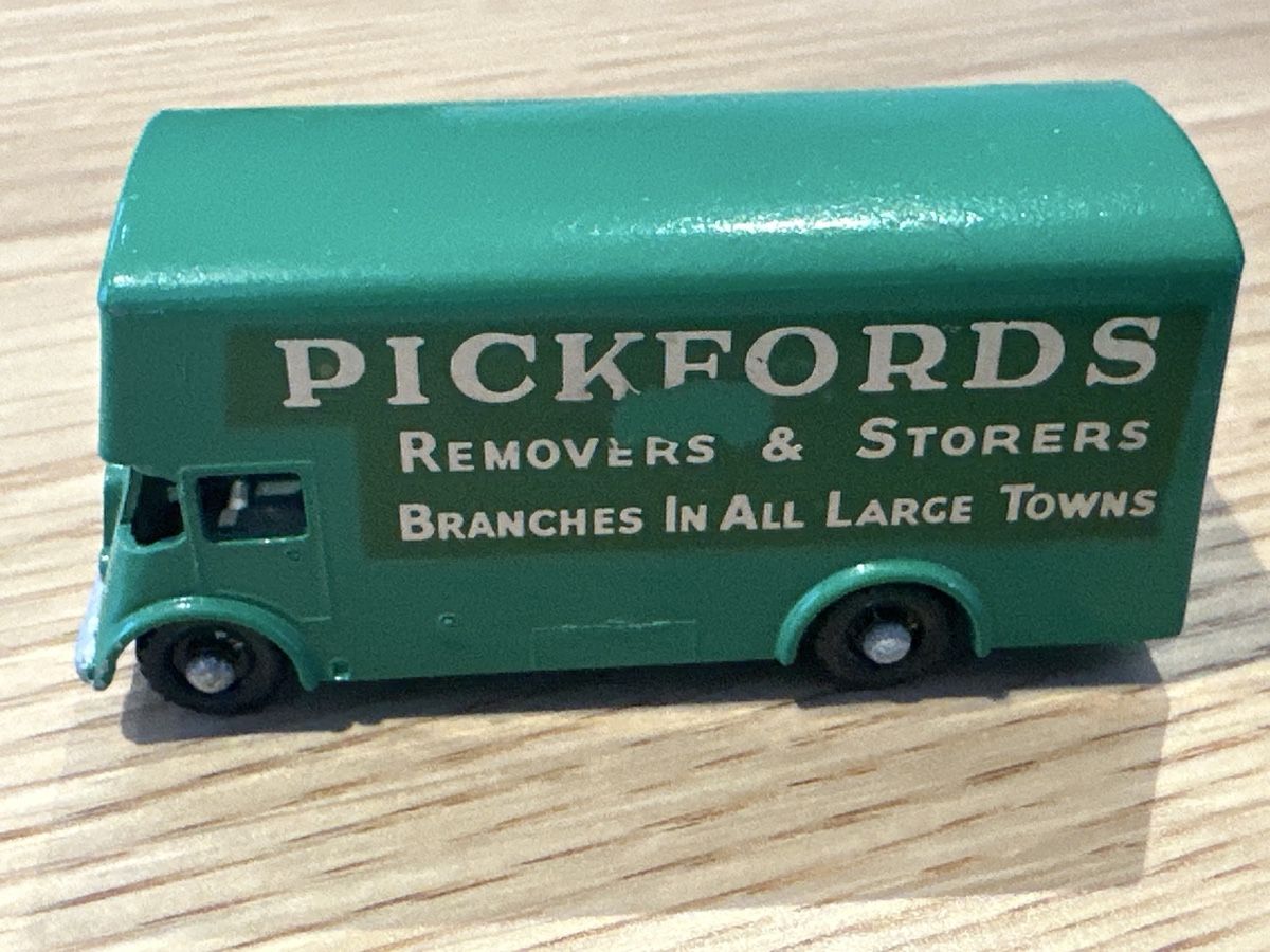 Lesney Modellautos: A96 1:64 3 INCH MATCHBOX LESNEY 46 PICKFORDS REMOVAL VAN – Gebraucht aus Sennwald von HARO-Import 5