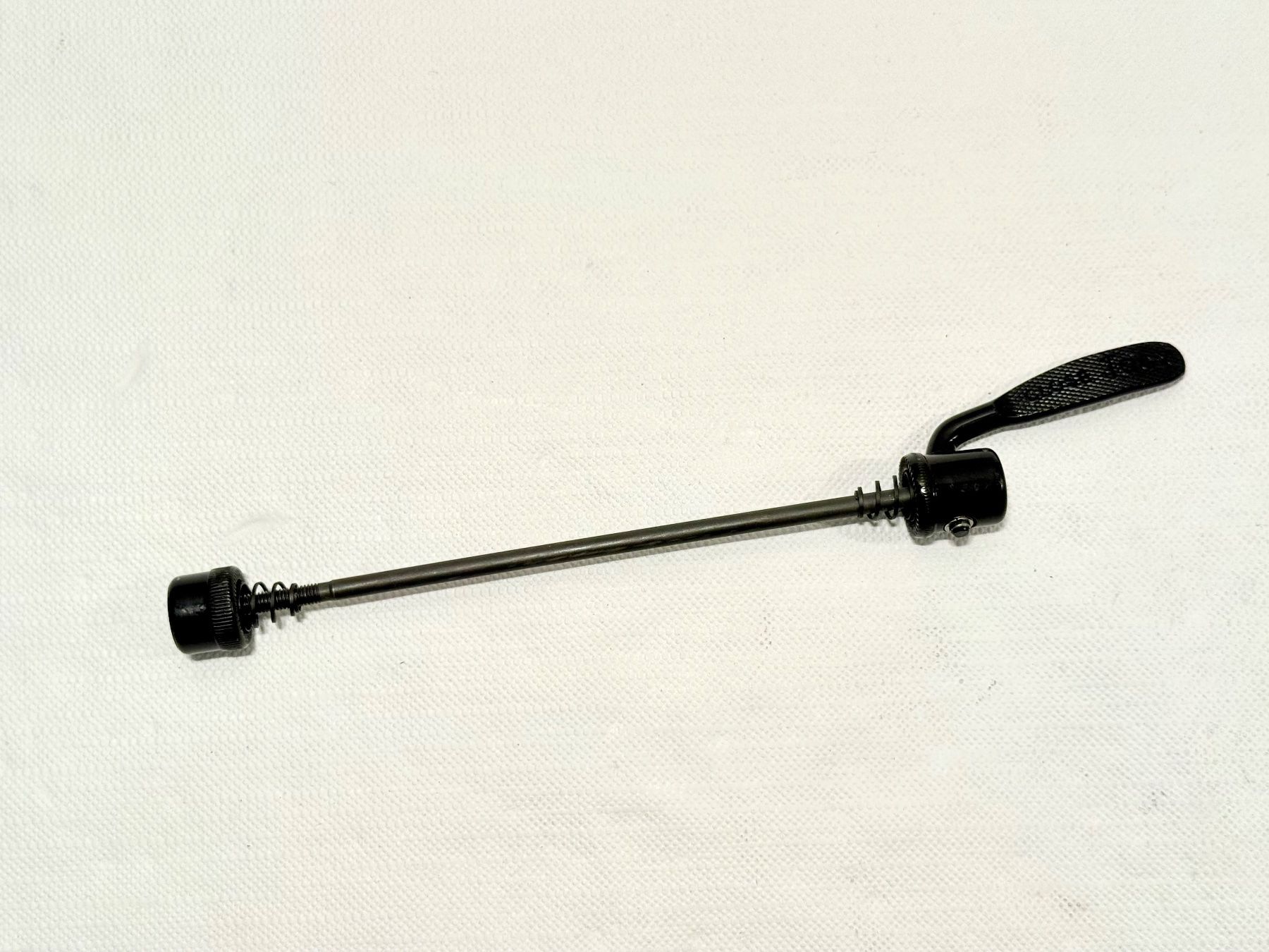 Pièces détachées: TACX Schnellspanner HINTEN 2607 – D'occasion à Luzern par bikeandbeltcom