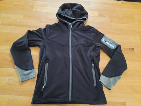 Jacke von Celsius mit Kapuze, Gr 164 schwarze Outdoorjacke
