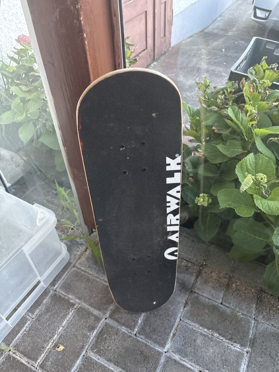 Skateboards: Skateboard Airwalk guter Zustand – Usato da Kaiserstuhl AG venduto da mar_5k9x 1
