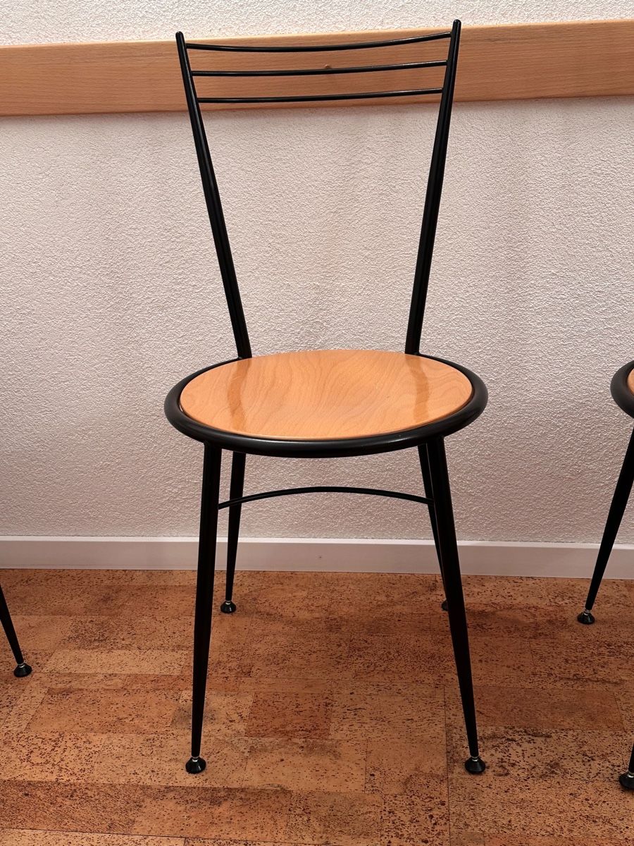 Sedie: 4 Stühle – Usato da Utzenstorf venduto da nadja0798462137 1