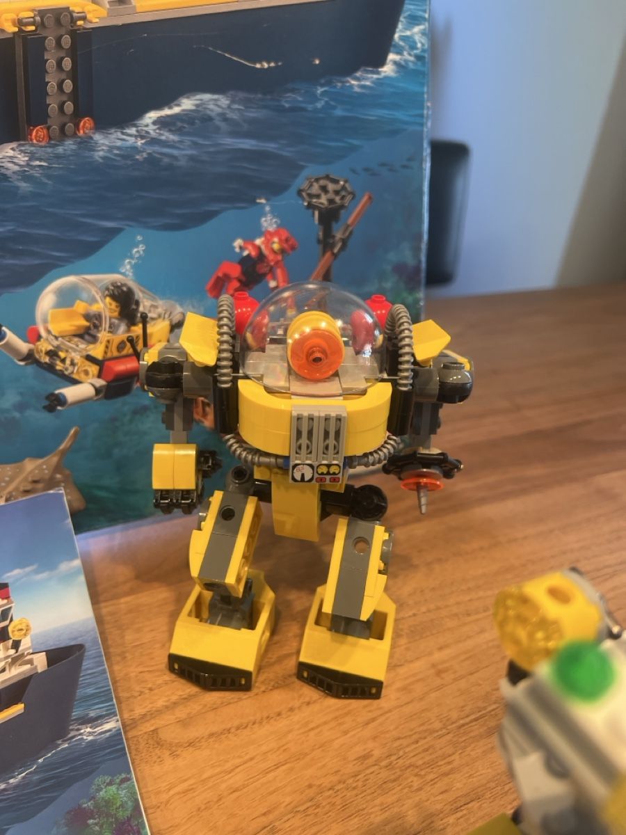 Lego Kit di costruzioni: LEGO City 60266: Ocean Exploration Ship – Usato da Zürich venduto da JuneBaby12 2
