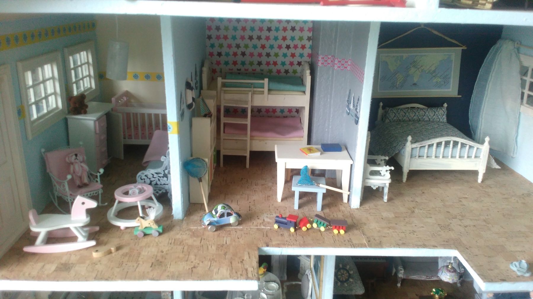Case e mobili per bambole: wunderschönes Puppenhaus – Usato da Uster venduto da ruehan