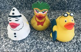Badeenten Set 3 Stück Clown Surfer Karneval gut erhalten