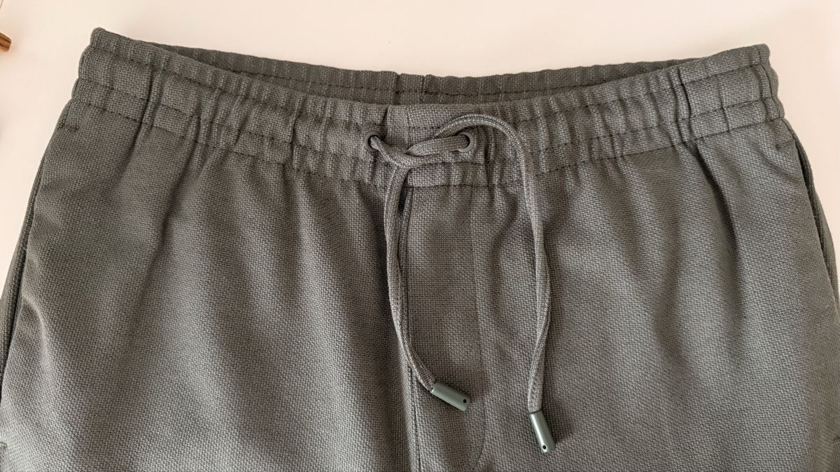 Zara Pantaloni: Jogginghose von Zara mit elastischem Bund, Größe M – Usato da Zollikerberg venduto da MK-13 3