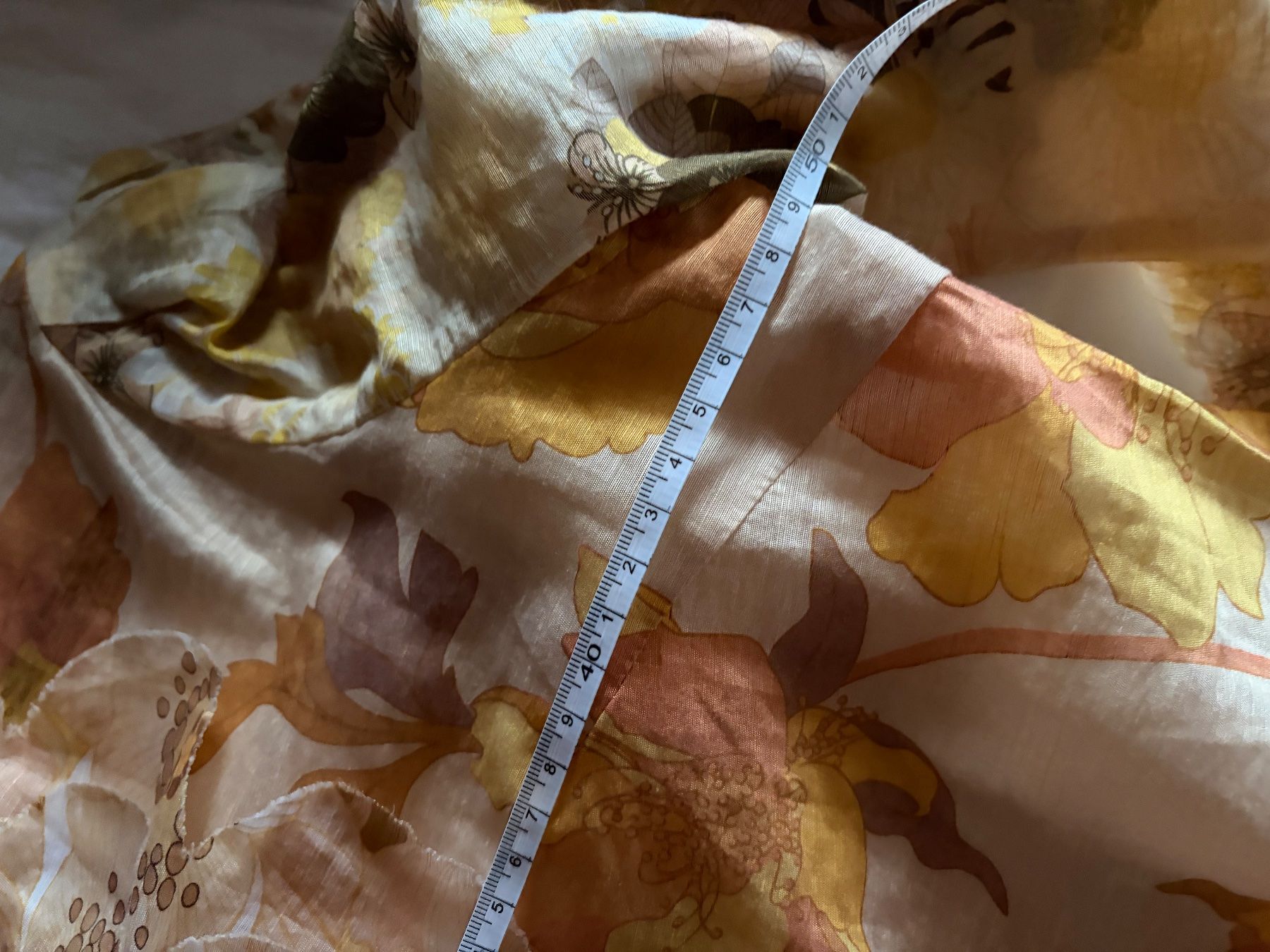 Camicette: Silk Linen Embellished Blouse – Usato da St.Josefen venduto da lop_lh8d 4