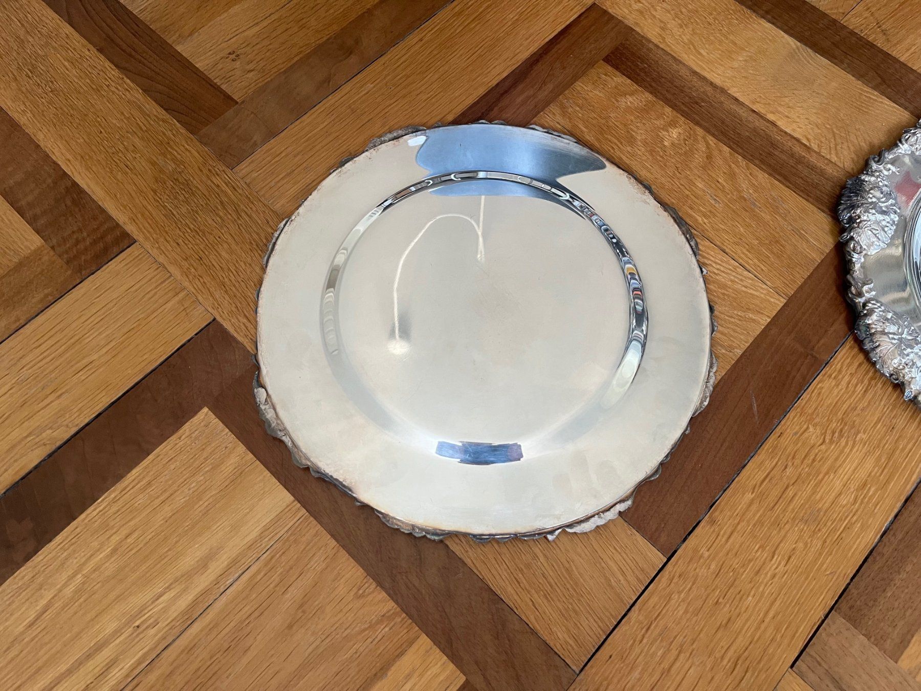 Sottobicchieri: Vintage Platzteller aus Metall, versilbert, 3er-Set – Usato da Zürich venduto da Klawitter 5