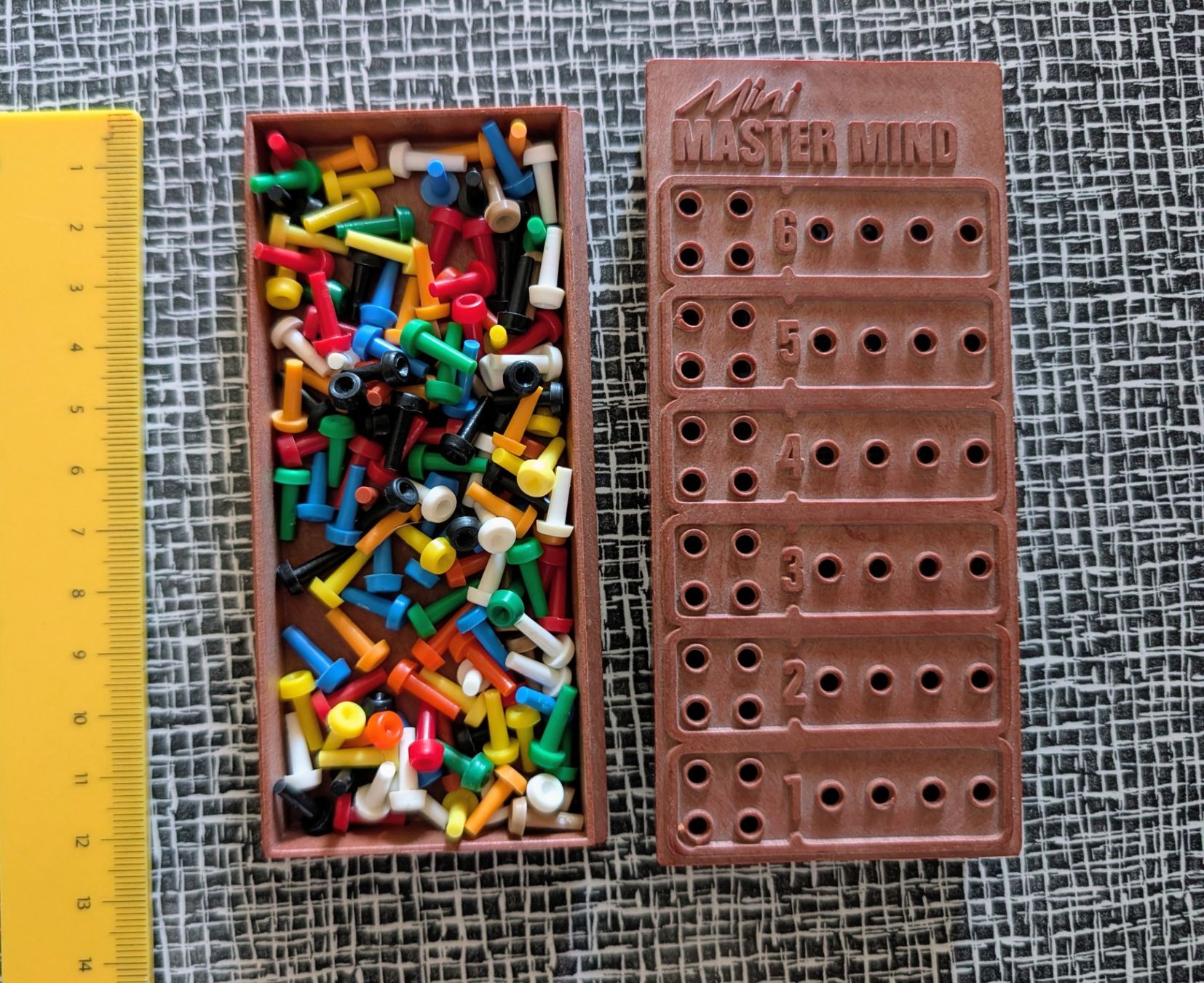 Jeux: Mini Master Mind, ohne Verpackung – D'occasion à Nänikon par Haexli_70 1