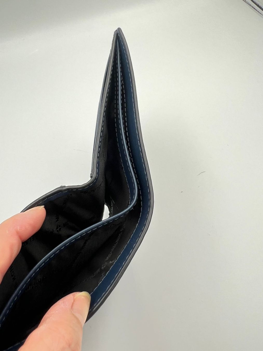 Michael Kors Portafogli: Michael Kors Portemonnaie navy – Nuovo e nell'imballaggio originale da Wiedlisbach venduto da Sistershop 3