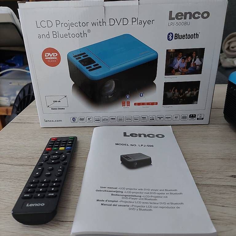 Lenco Lettore multimediale portatile: Lenco Projector mit DVD Player – Usato da Kollbrunn venduto da bahati 3