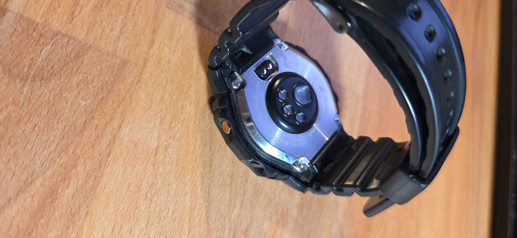 Casio Orologi: Casio G-SHOCK G-SQUAD DW-H5600 Solar – Usato da Rothenburg venduto da tuxshop 4