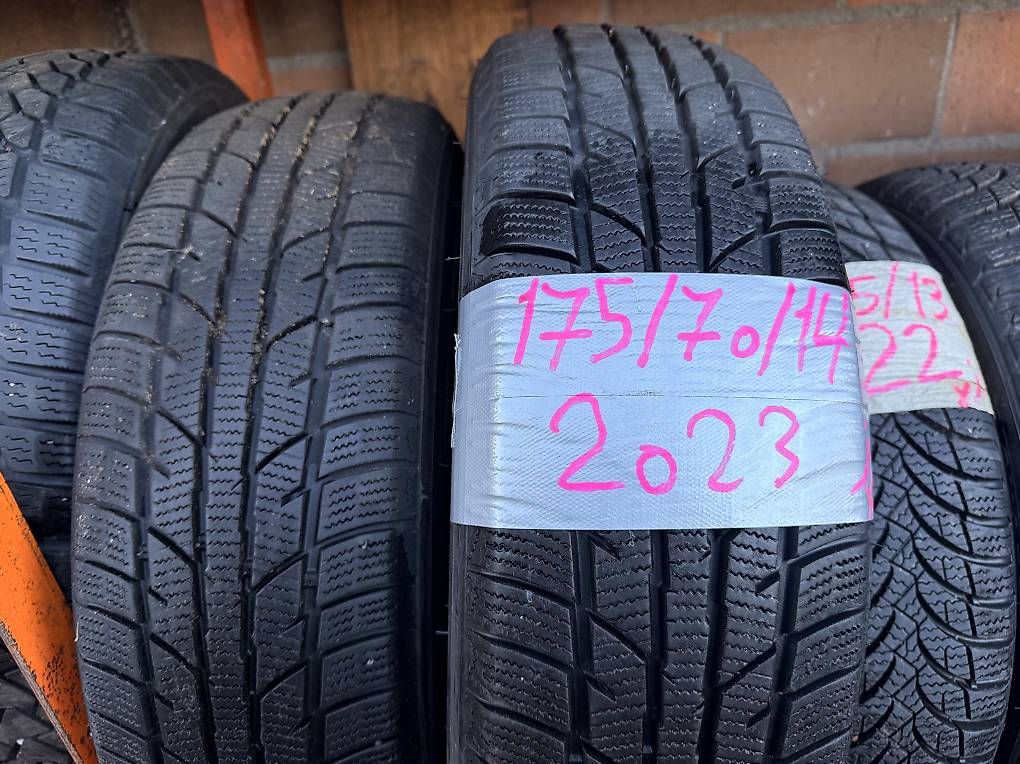 Pneus & Roues: 2 Winterreifen 175/ 70 / 14   – D'occasion à Udligenswil par Sch2s
