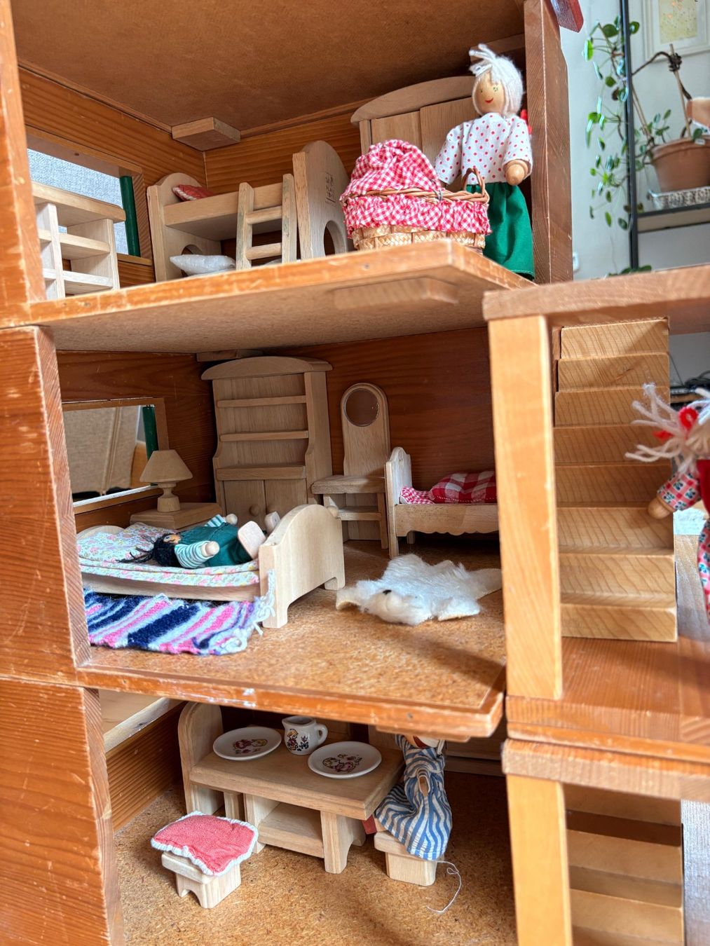 Case e mobili per bambole: Puppenhaus mit Mobiliar – Usato da Zürich venduto da Matba 3