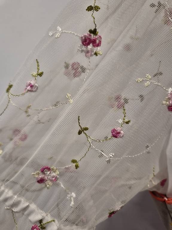Kleider: Dirndl Gr.42/44 – Gebraucht aus Gretzenbach von cwyser 1