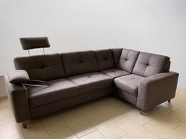 Sofa anthrazit / ausziehbar / fast neu / 2.6m x 1.64m
